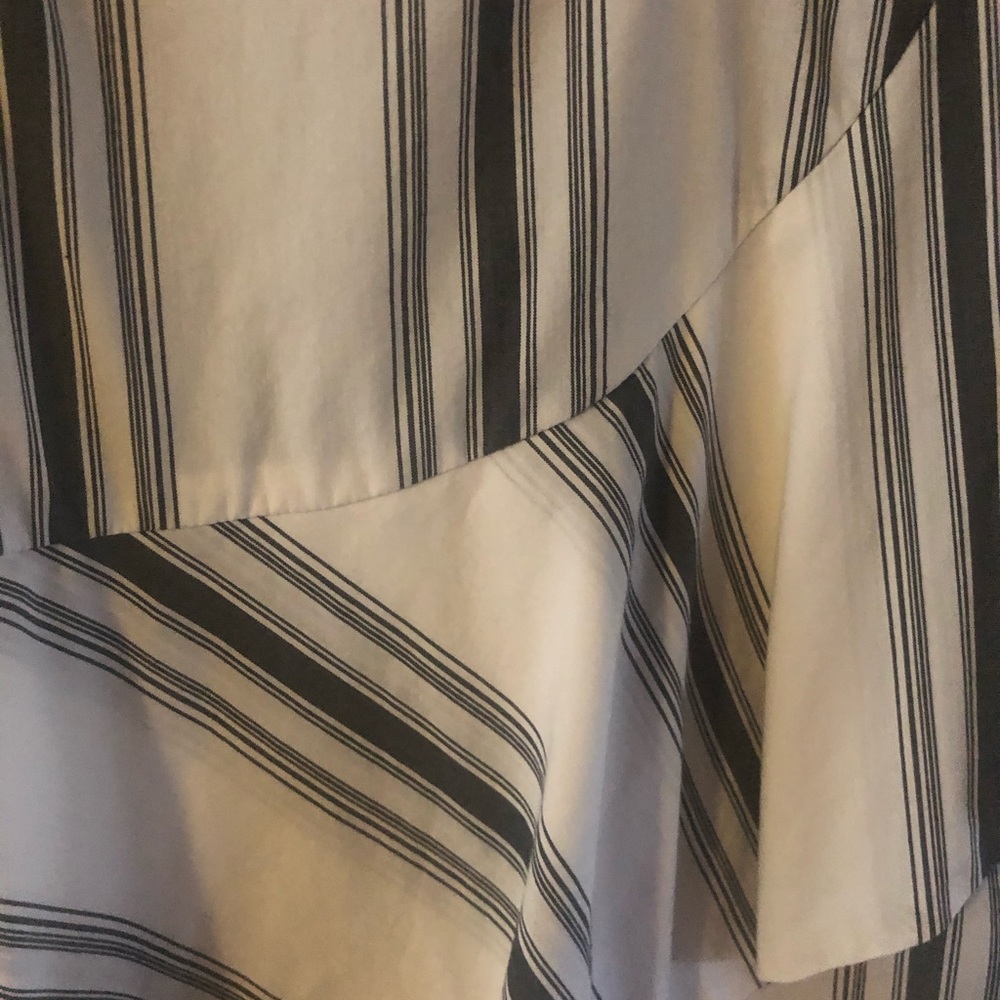 Button Tunic Shirt - Picture 3 of 3